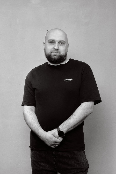Сотрудник Михаил